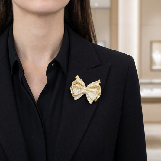 Broșă fenomenală BOW, elegantă, placată cu aur de 14K, cu zirconii cubice