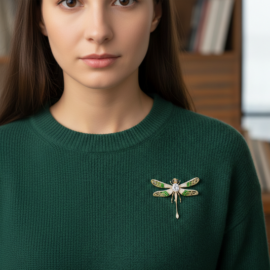 Libelulă verde cu zirconiu cubic - broșă placată cu aur de 14K