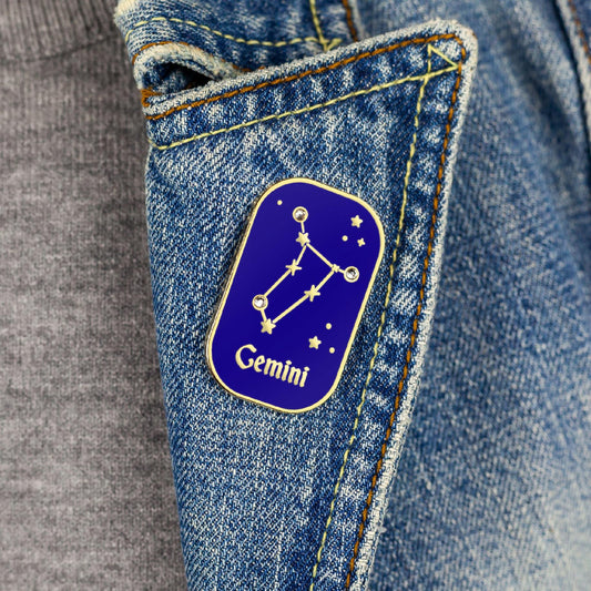 Semn zodiacal Gemeni - broșă cu zirconiu finisată cu aur de 14K