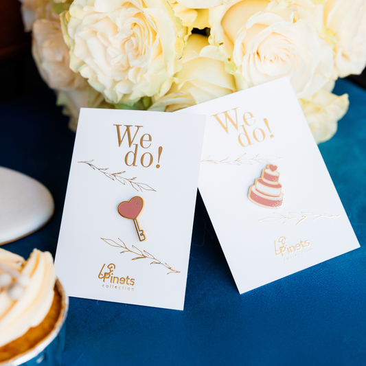 Ofertă inițială pentru broșe de nuntă personalizate