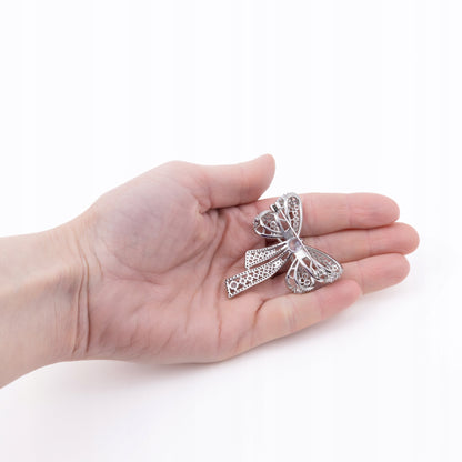 60d8cf1dce9ea393a1cb41ce1dc4636e