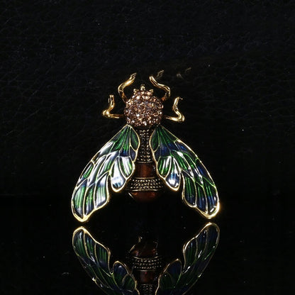 Broșă cu papion și zirconii