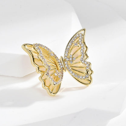 Fluture cu zirconiu cubic - broșă placată cu aur de 14K