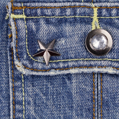 Medalie cu stea argintie închisă