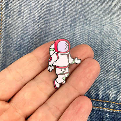 Cosmonaut - o insignă de colecție cu tematică spațială