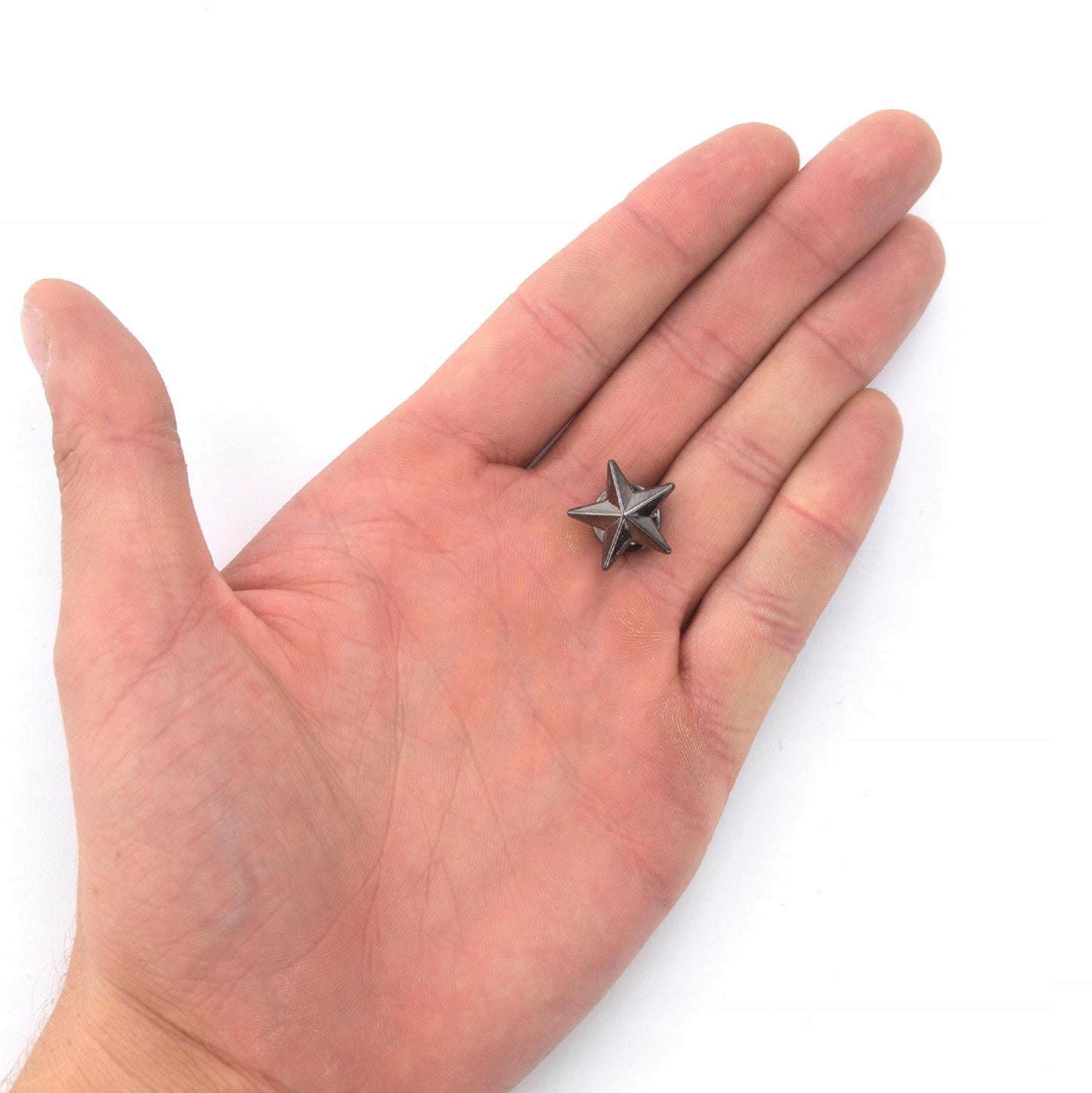 Medalie cu stea argintie închisă