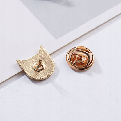 Broșă pisicuță din aur alb