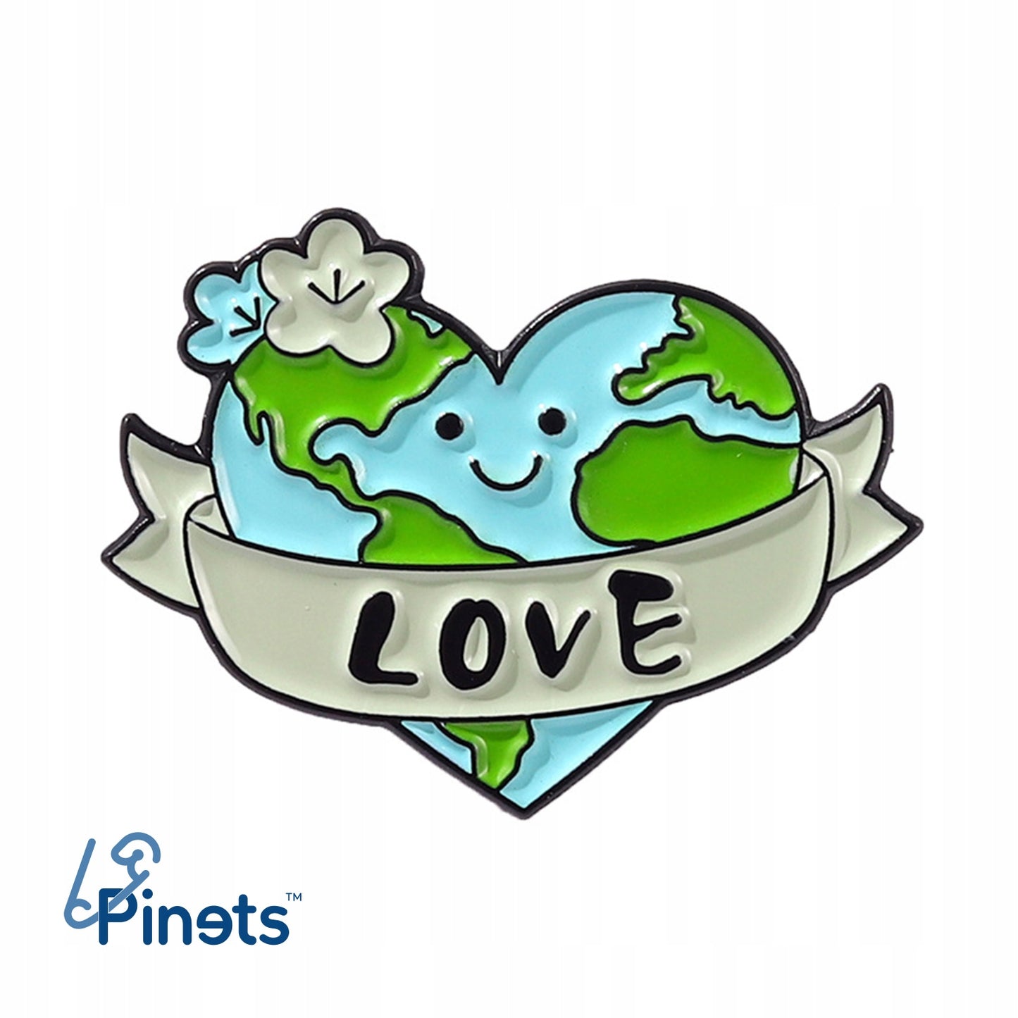 Broșă ecologică cu o inimă în formă de planetă Pământ și inscripția „Dragoste”