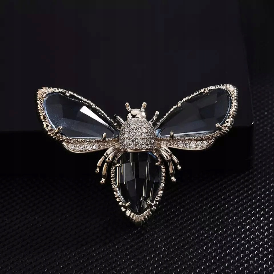 Broșă placată cu aur, insectă și zirconiu cubic