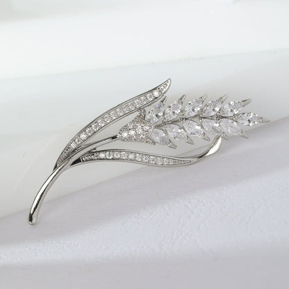 Spicul de grâu - broșă placată cu aur alb de 14K