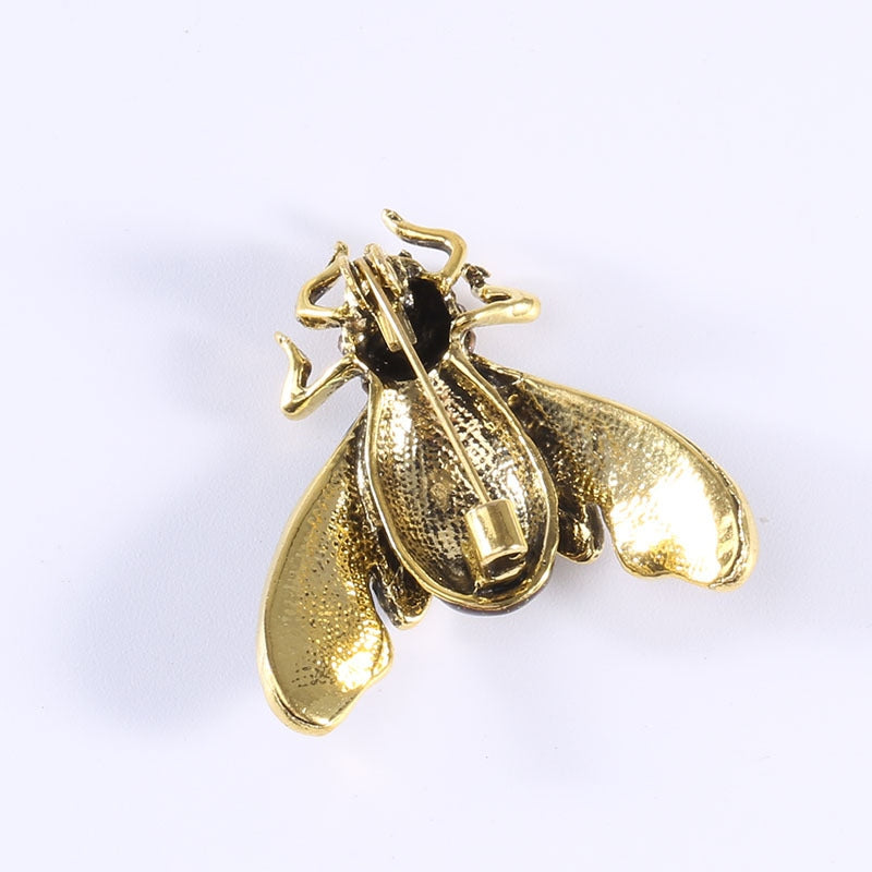 Broșă cu papion și zirconii