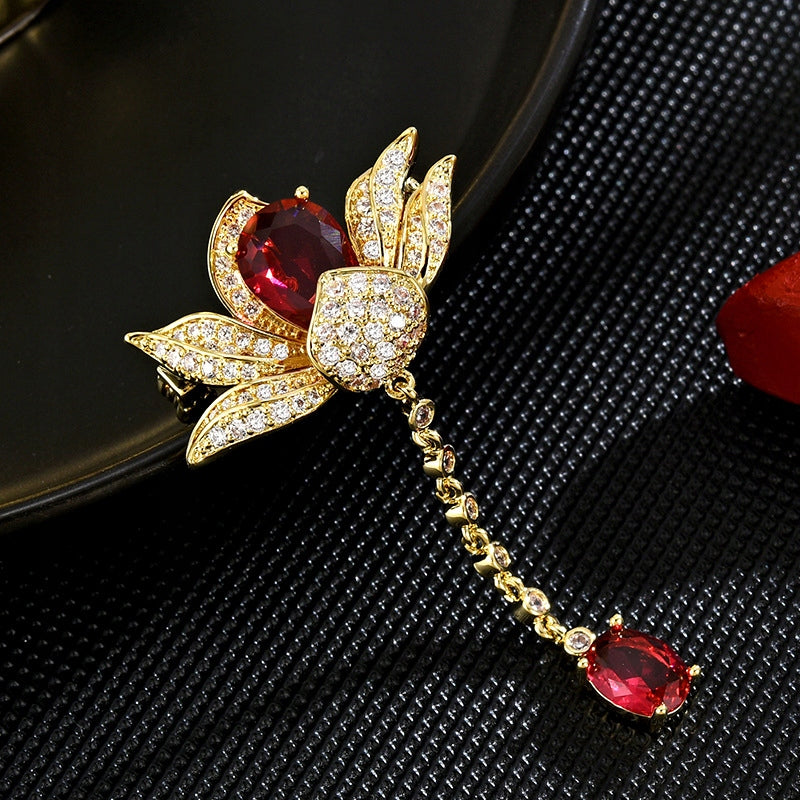 Floare cu lanț - broșă placată cu aur de 14K
