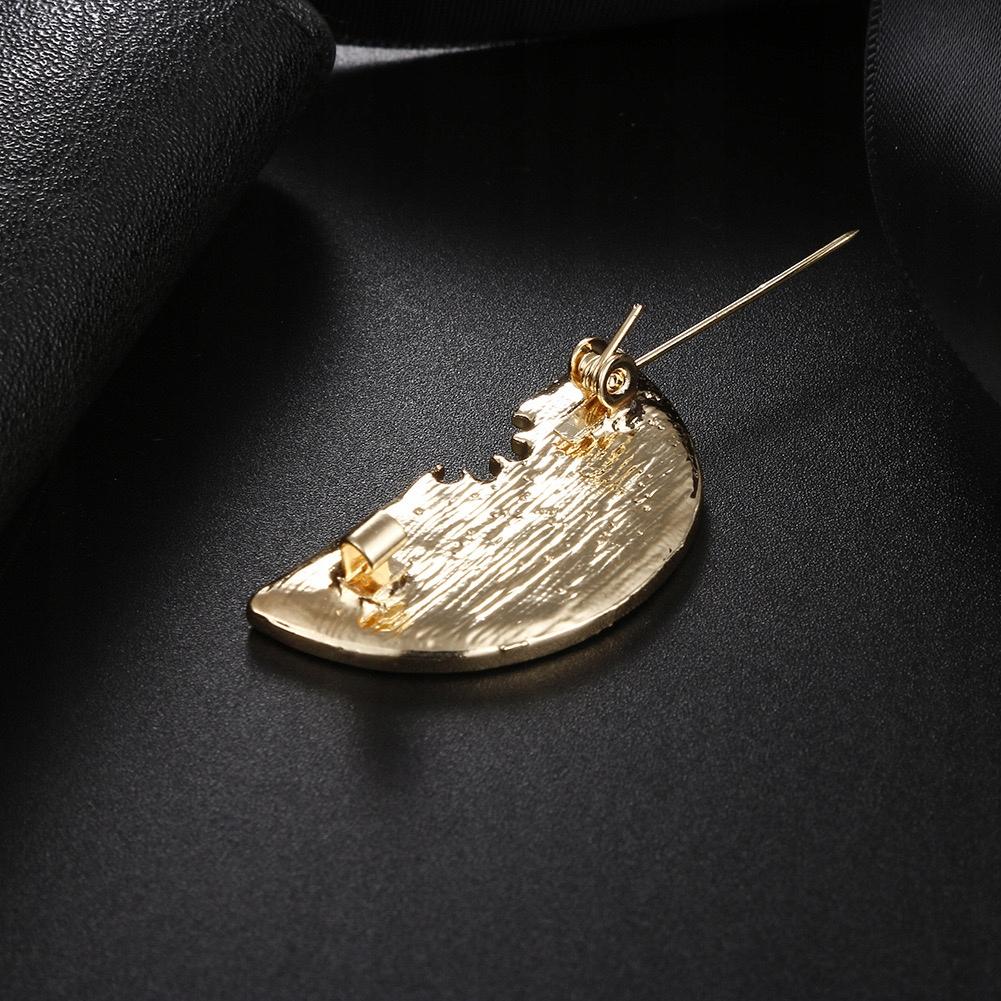 Broșă pepene verde cu zirconiu cubic