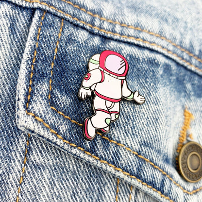 Cosmonaut - o insignă de colecție cu tematică spațială