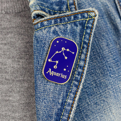 Semn zodiacal Vărsător - broșă cu zirconiu finisată cu aur de 14K