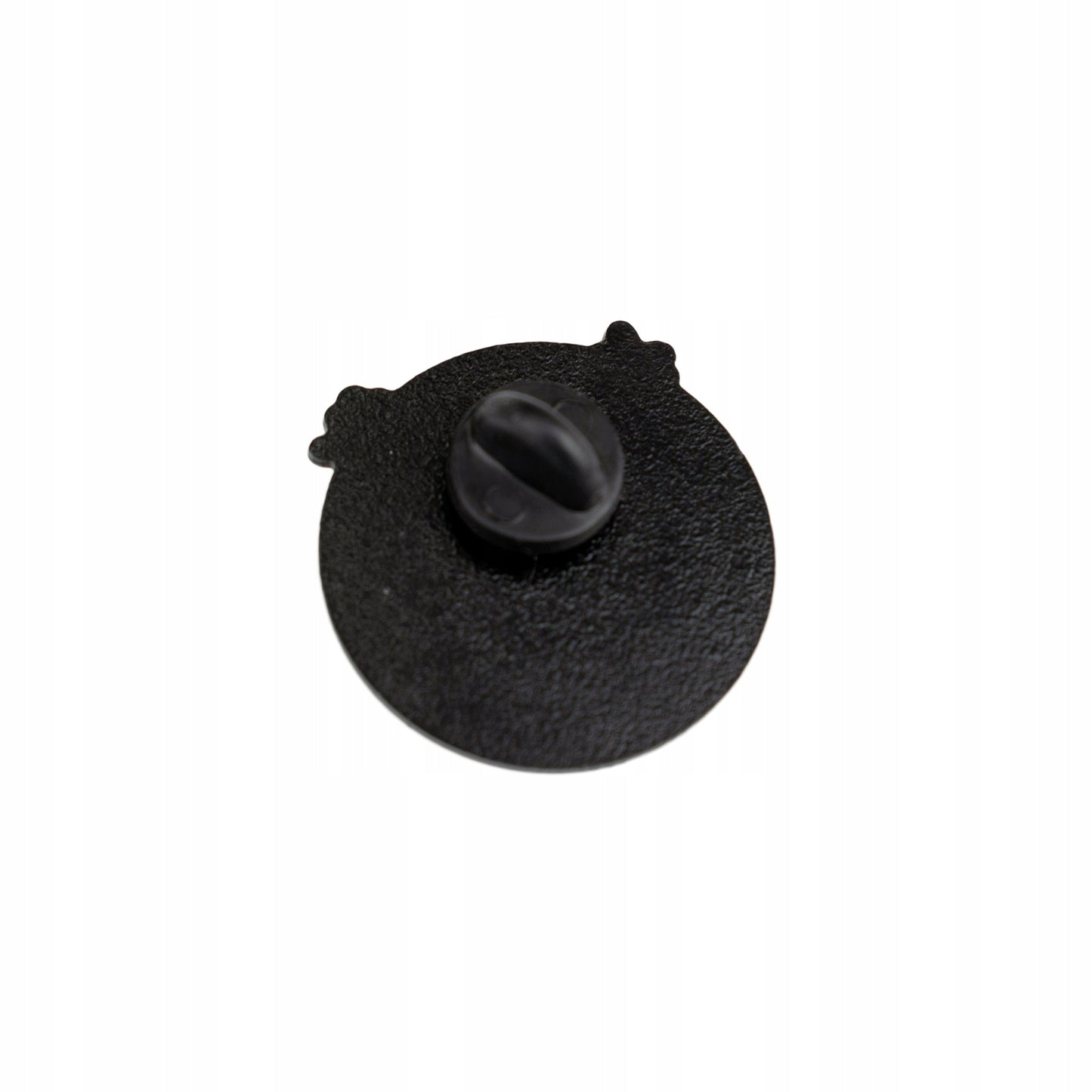 Insignă ecologică în formă de planetă Pământ cu o coroană cu sloganul „Fii bun”