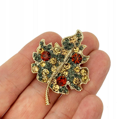 Broșă cu foiță de aur și zirconiu cubic