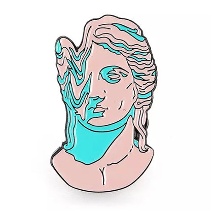 Broșă sculptură bust modernă